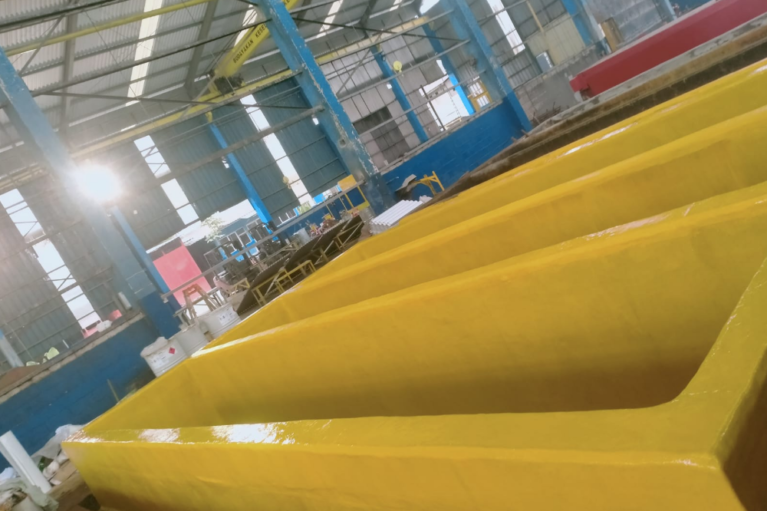 10. LINING PELAPISAN FIBERGLASS