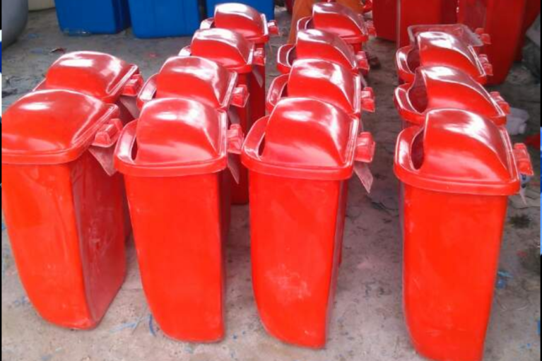 12. TEMPAT SAMPAH FIBREGLASS